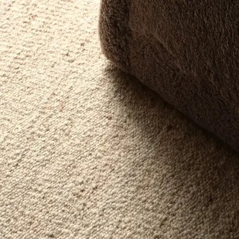 Ferret Wool Jute Rug in Wheatstone