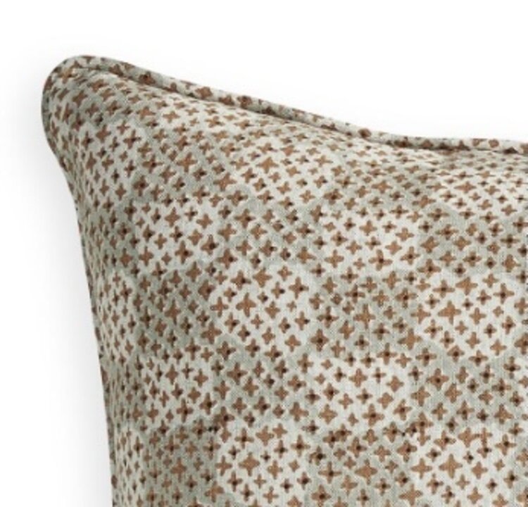 Calais Amaro Linen Cushion