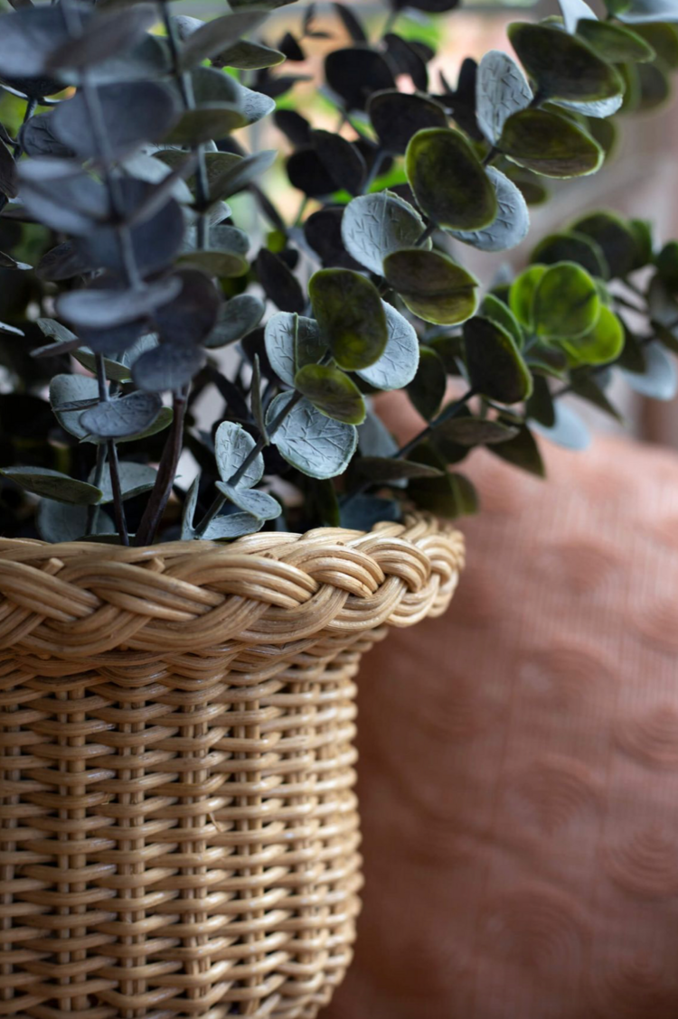 Fitrit Rattan Urn Planter & Pedestal Stand