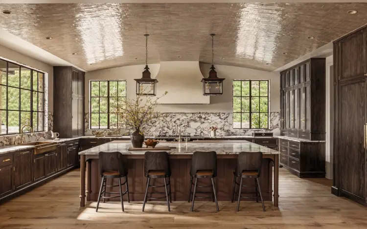 Interiors: A Home Renovation and Interior Design Book