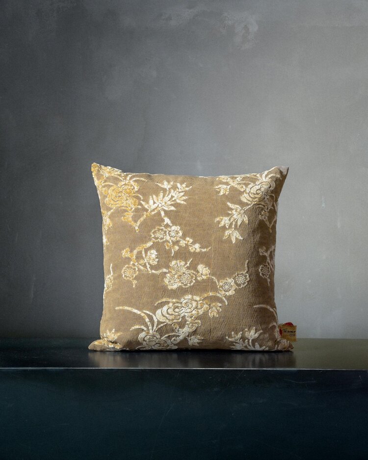 Cotognastro Cushion
