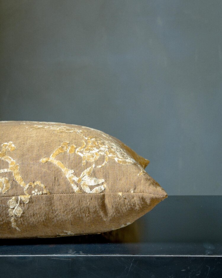 Cotognastro Cushion
