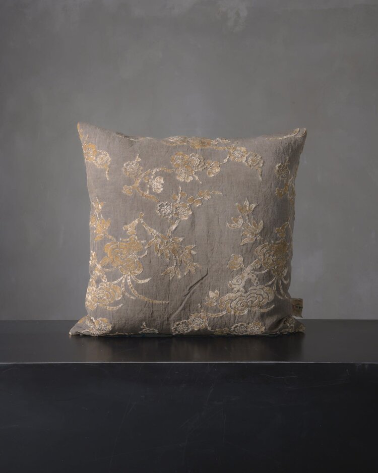 Scabiosa Cushion