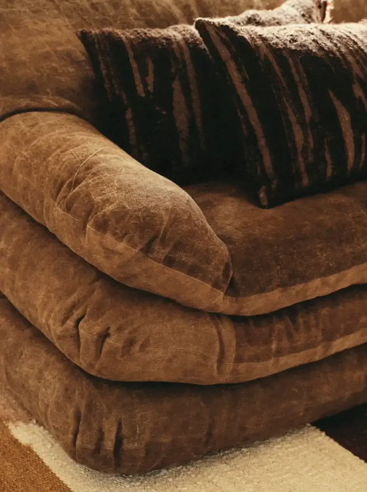 Abibo Mohair Cushion in Chestnut
