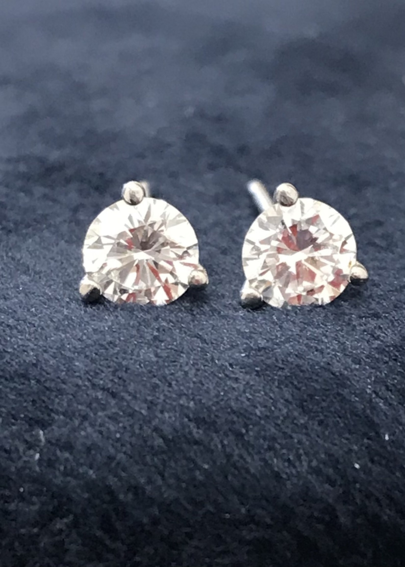 14kW .75ctw Lab Grown Diamond Stud Earrings EF/SI