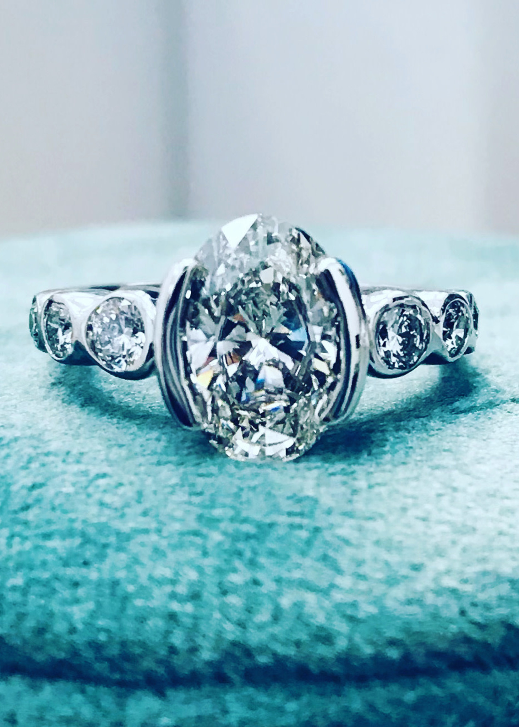 14kW 2 carat I/VS2 LabGrown Diamond Engagement Ring
