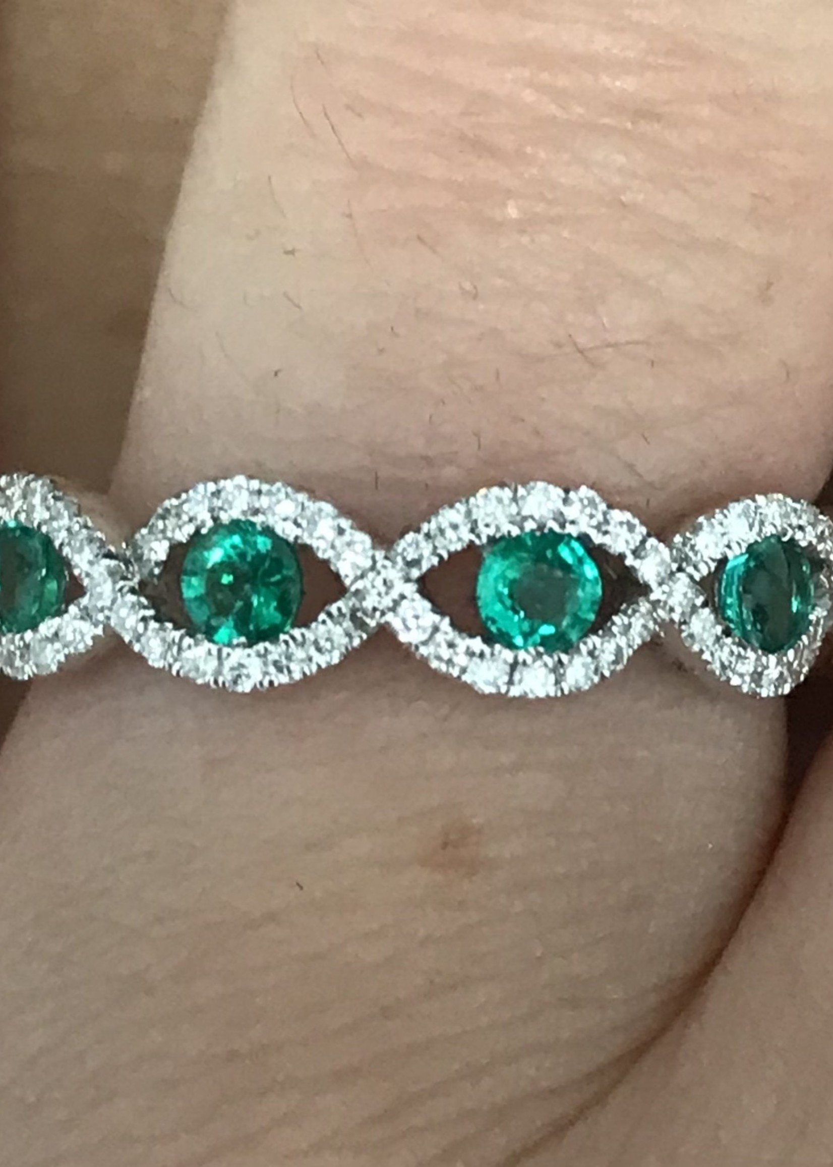 14kW .40ct Emeralds .25ct Diamonds Band
