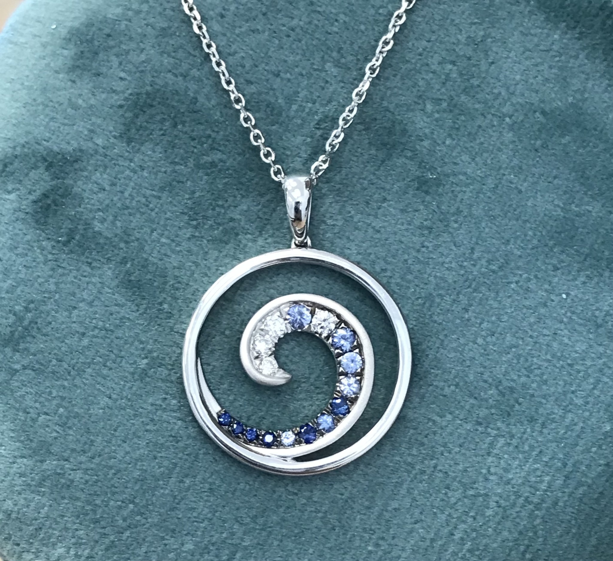 sapphire wave necklace