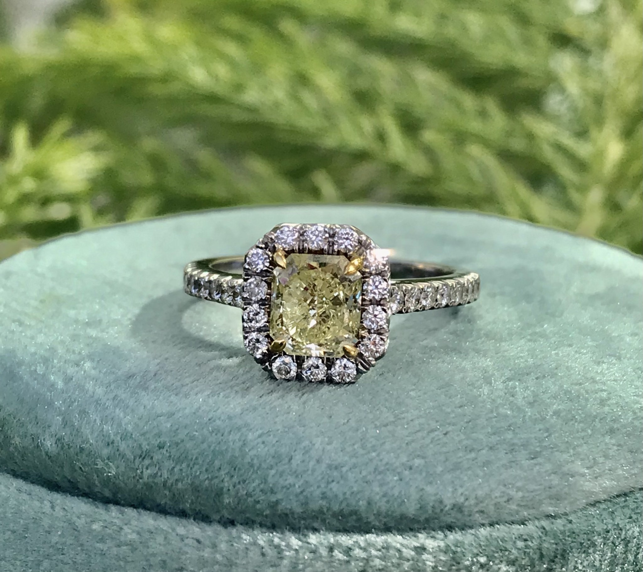 Salavetti Toi Et Moi Yellow Diamond Ring - 66mint Fine Estate Jewelry