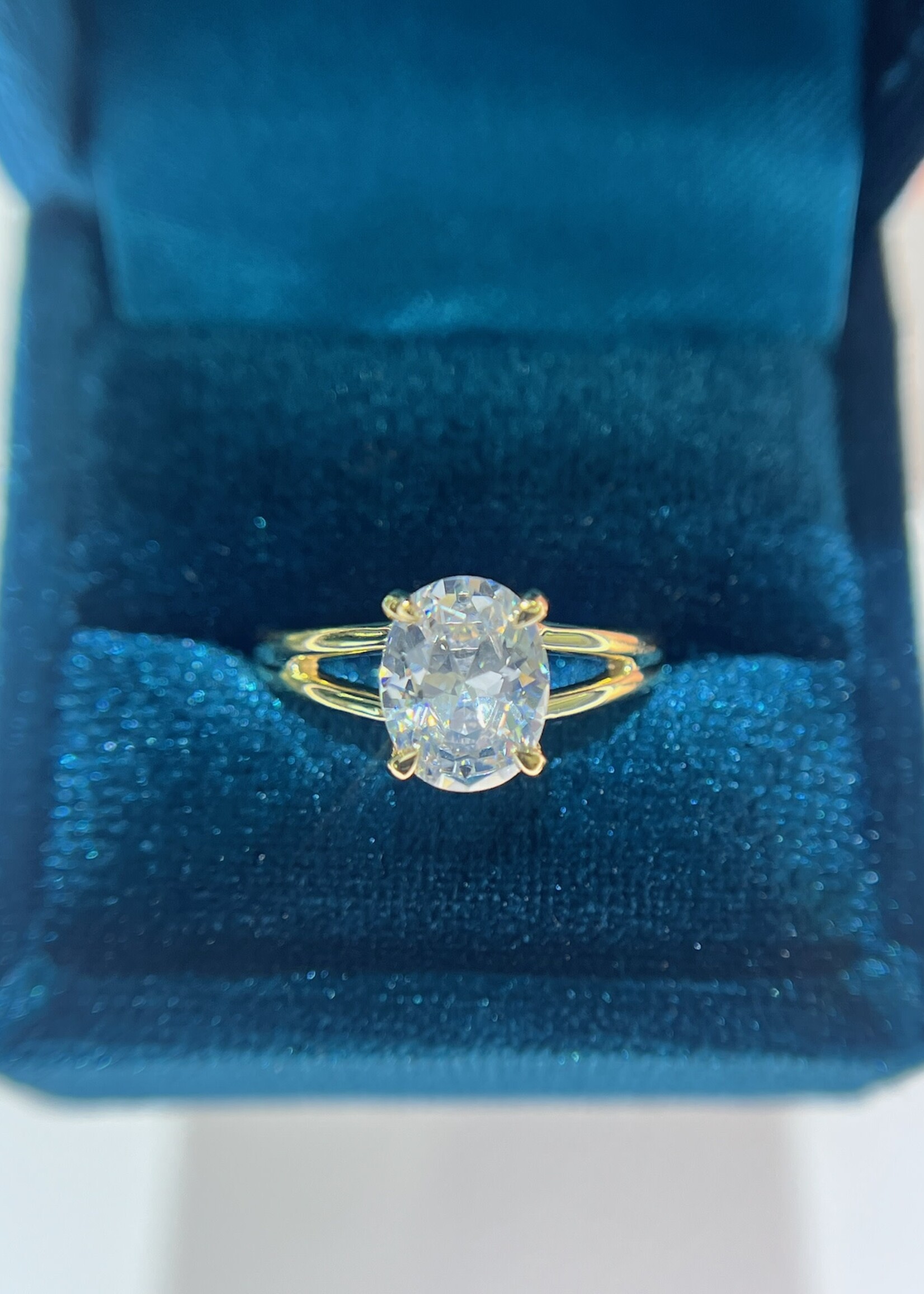 14kY Split Shank Setting with Hidden Halo 1/20ctw Natural Diamonds