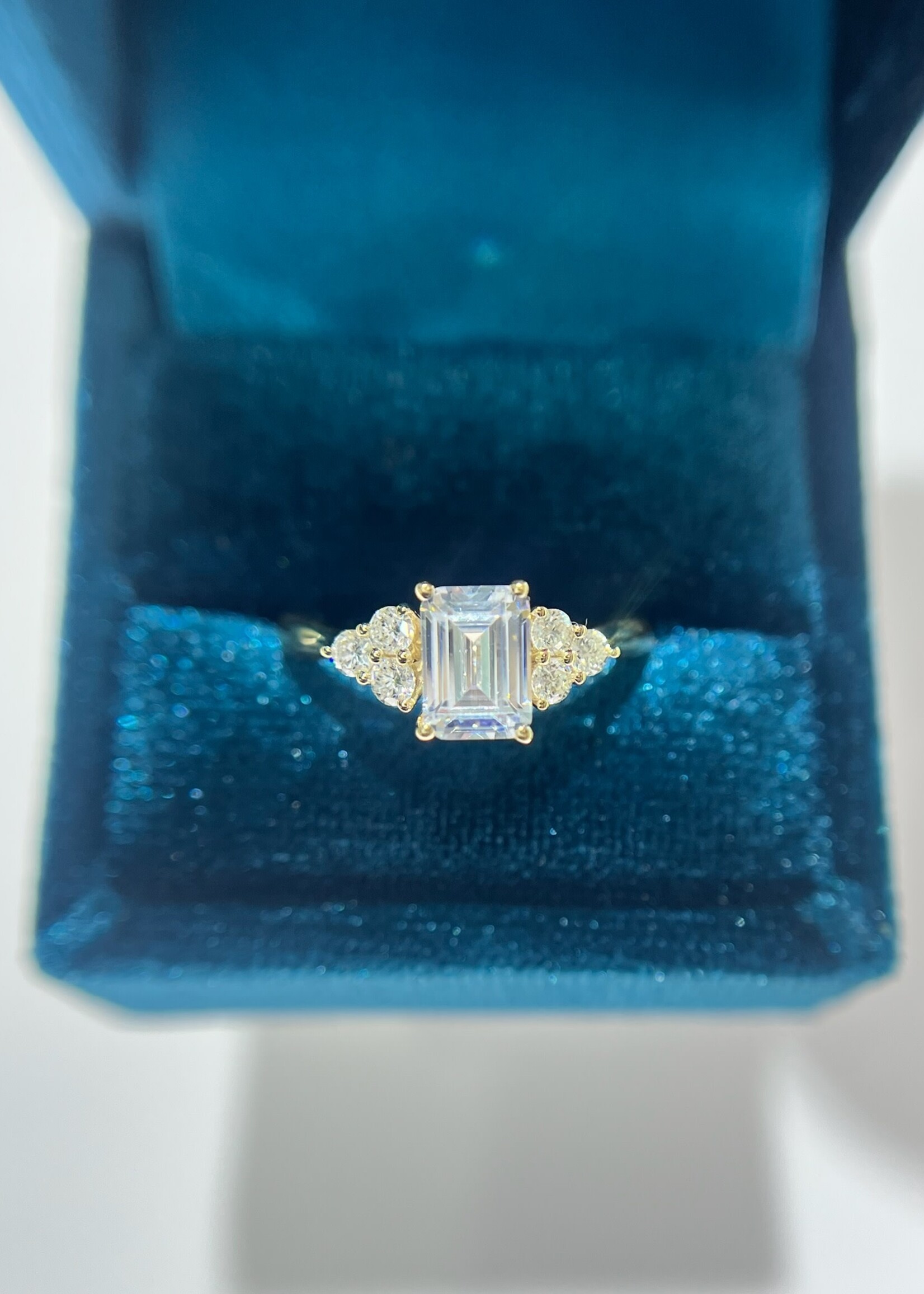 14kY Setting 1/4ctw round Natural Diamonds