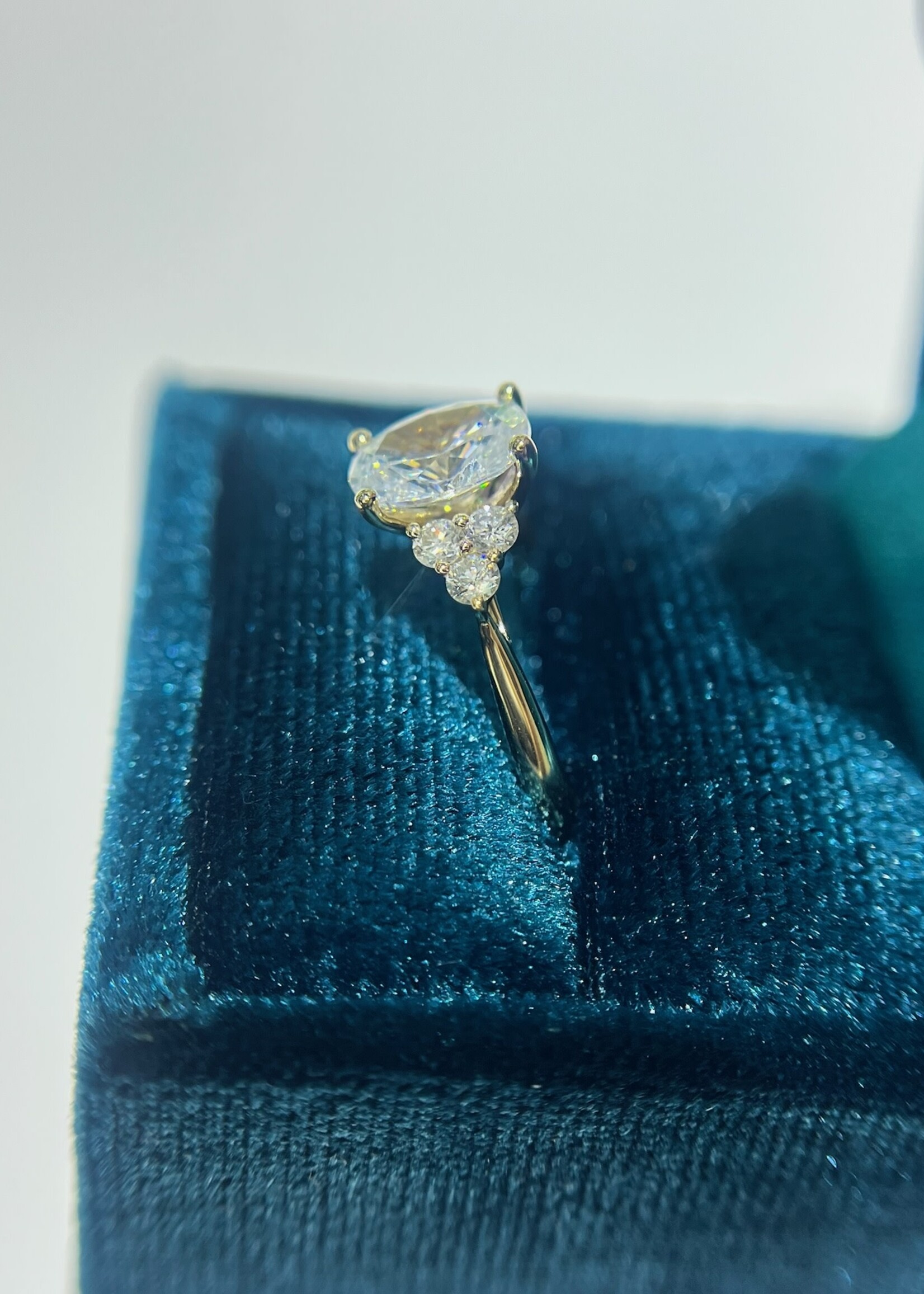 14kY Setting 1/4ctw Natural Diamonds