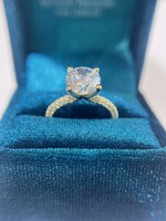 14kY 3/8ctw Mirco Pave Setting