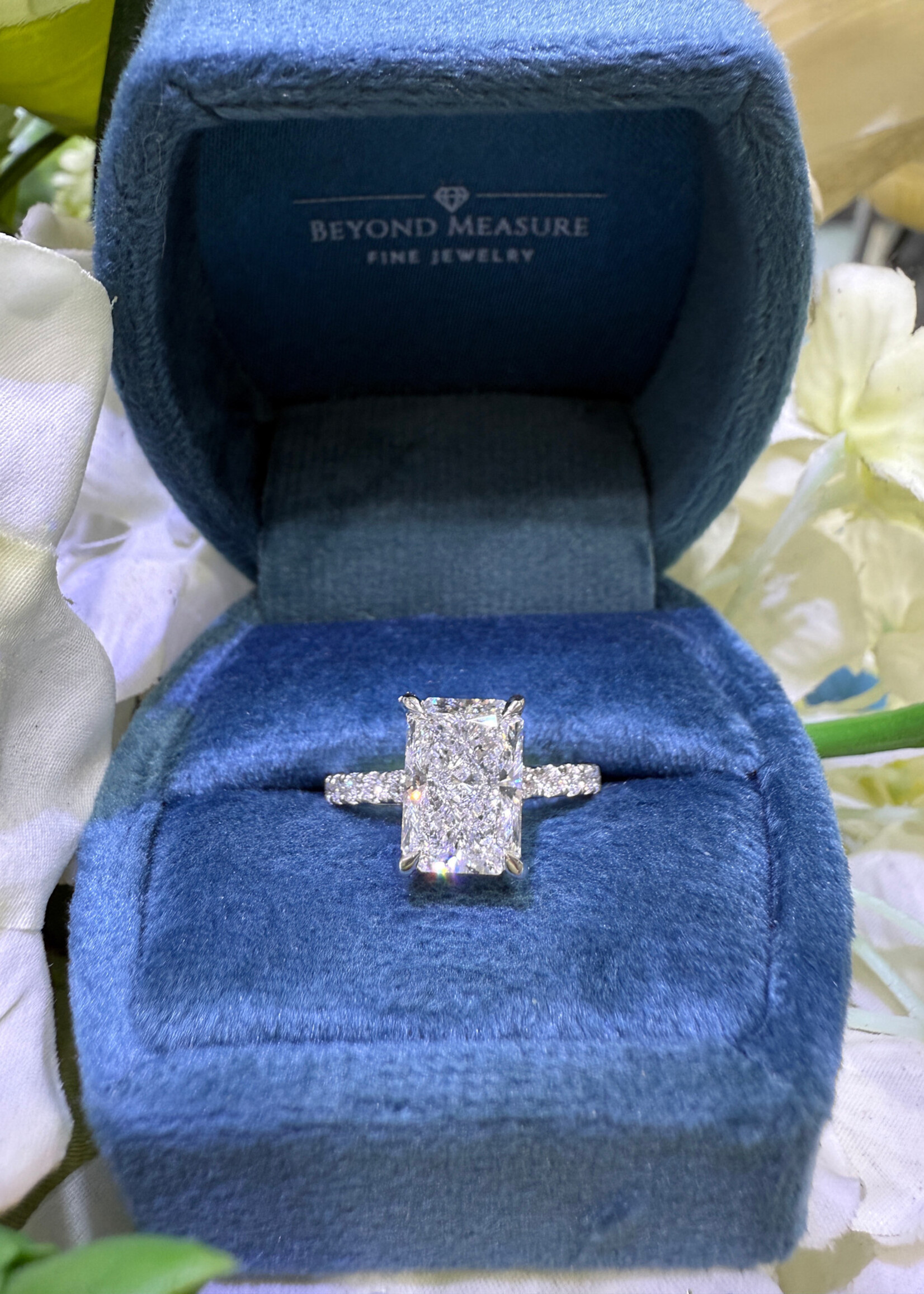 14k White Gold Radian Cut Engagement Ring 3.06 LabGrown F,VS2 + .63ctw diamond setting with hidden halo