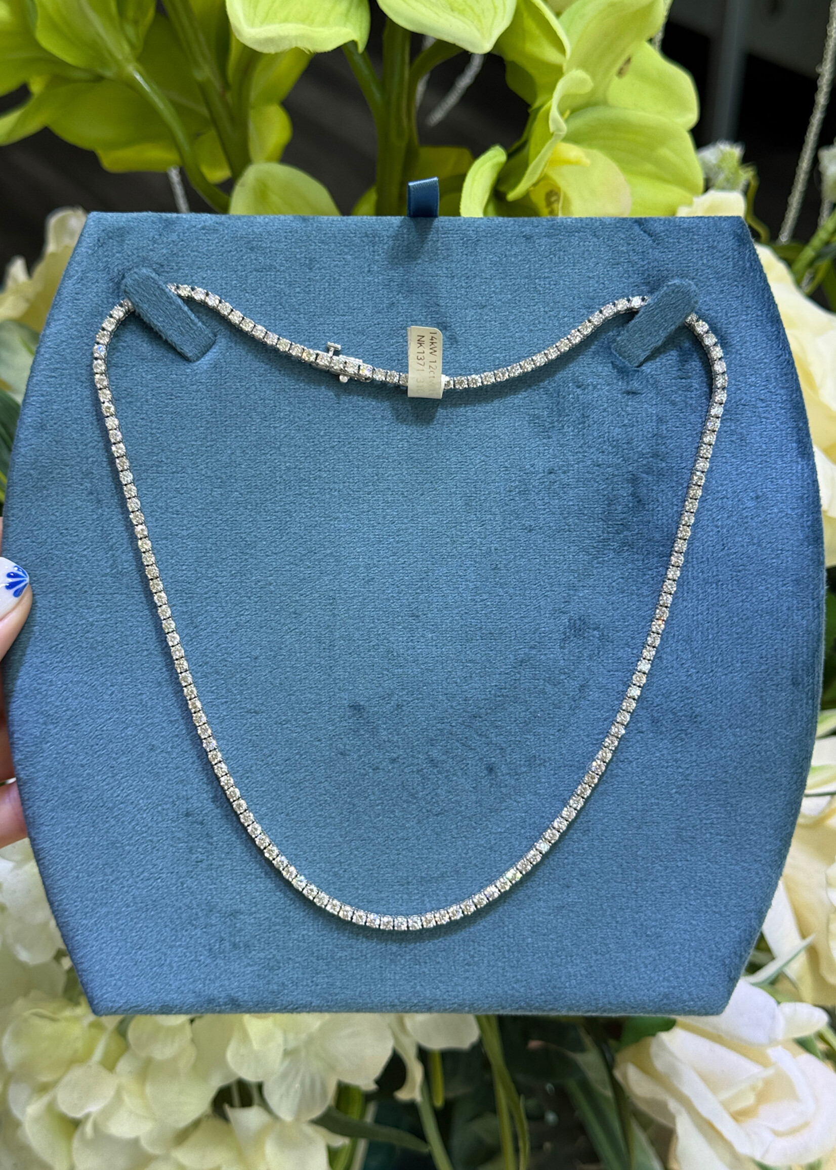 14kW 12ctw Natural Diamond Tennis Necklace