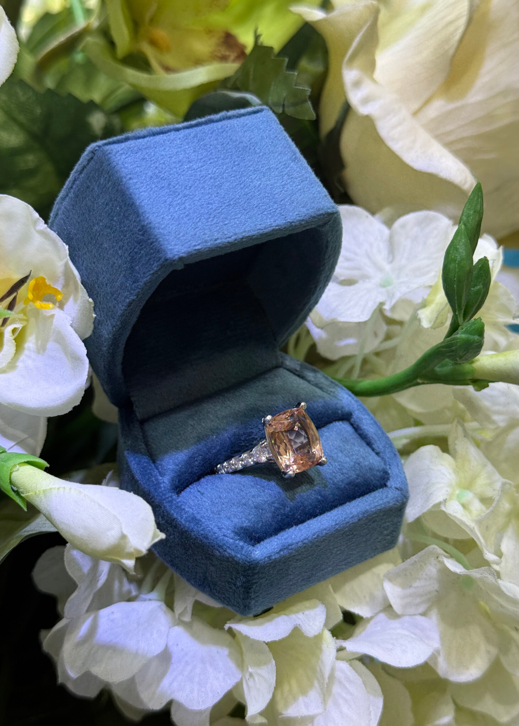 14kW 4.86ct Morganite + 1.40ctw Diamonds