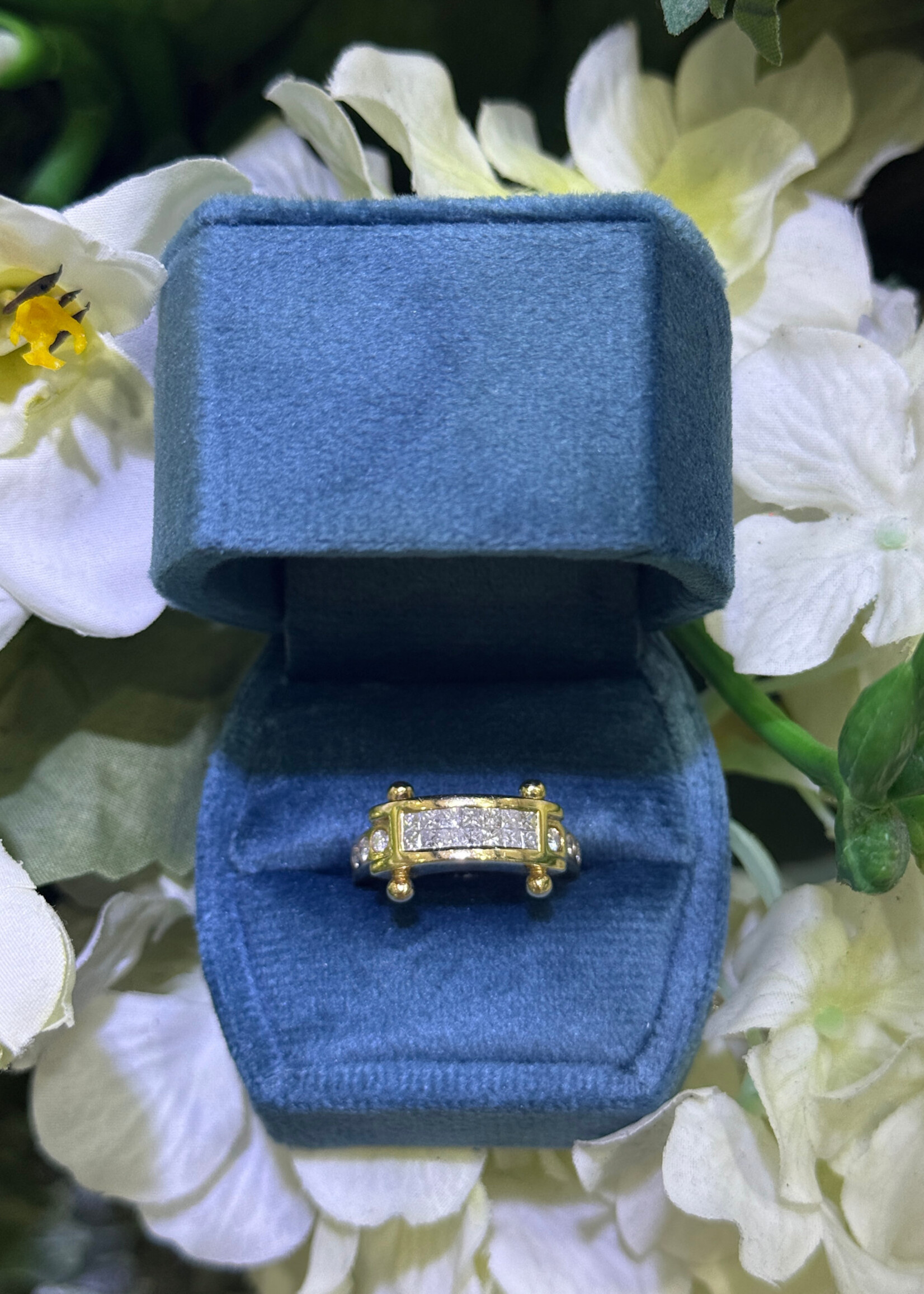 14kY Vintage Ring with Invisible set princess cut diamonds and round accents (.50ctw approximately) Size 8.25