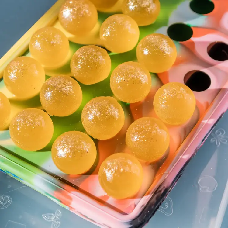 LEVO LEVO - Gold Gummy Glitter