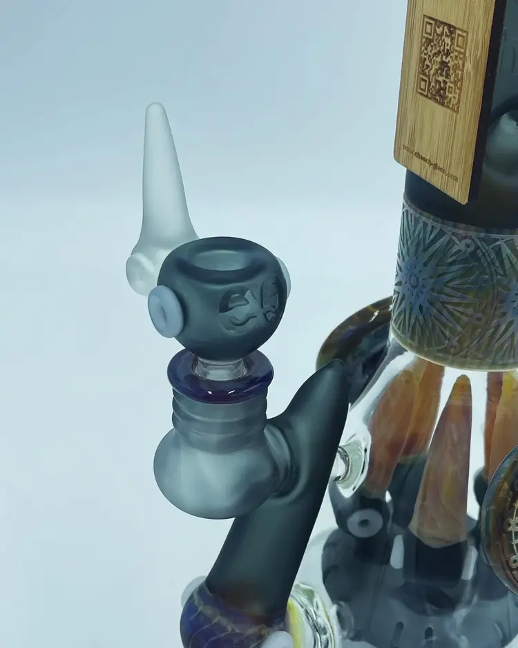 Cheech Cheech - You Can See Me Sandblasted Beaker | 15"