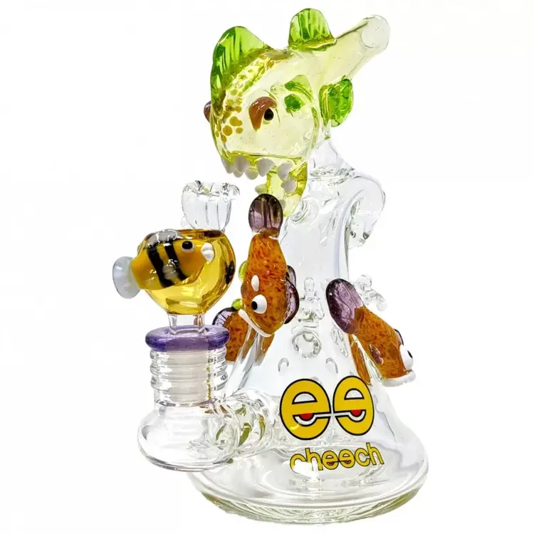 Cheech Cheech - Pirañas Catching Waves Nothing New To See Here