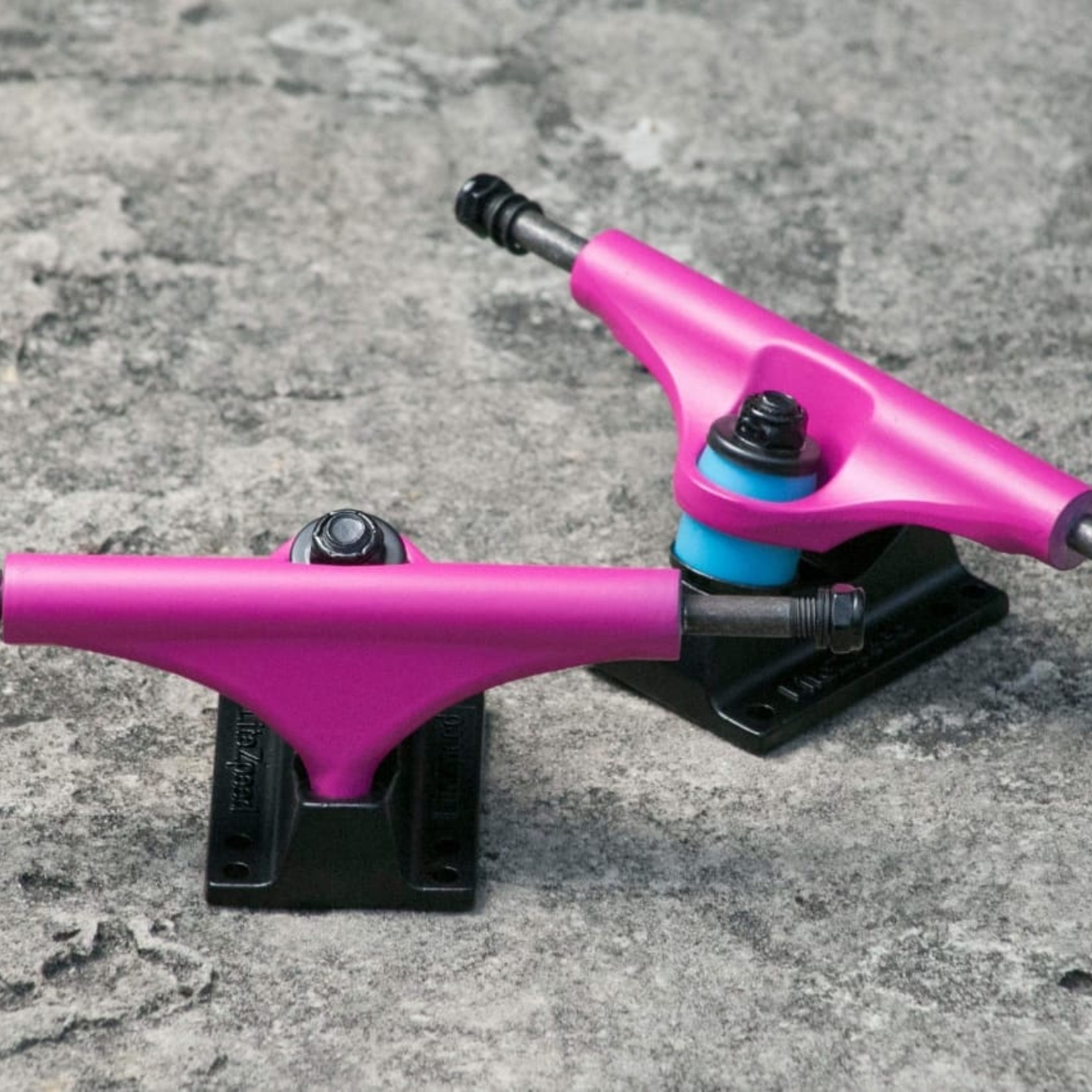 LITEZPEED Litezpeed Skateboard Trucks 5.25" (Set of 2)