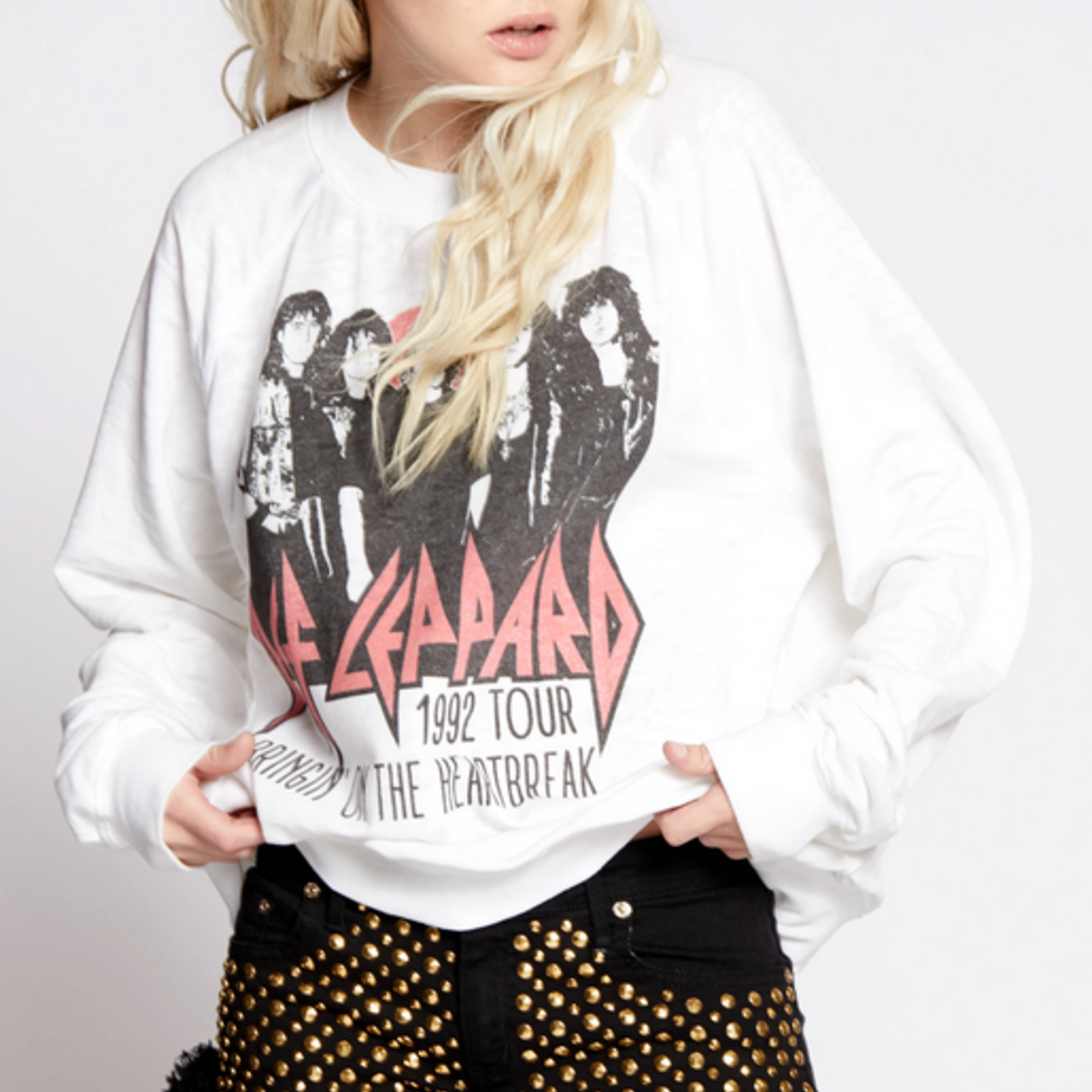 RECYCLED KARMA Women's Recycled Karma Dee Leopard Heartbreak Crew Neck