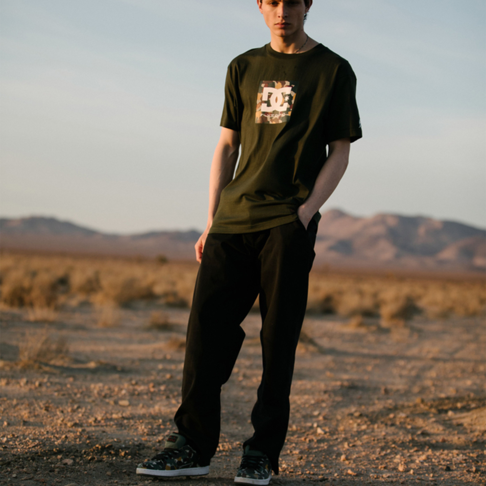 DC Men's DC x Star Wars Boba Fet Square Logo Tshirt