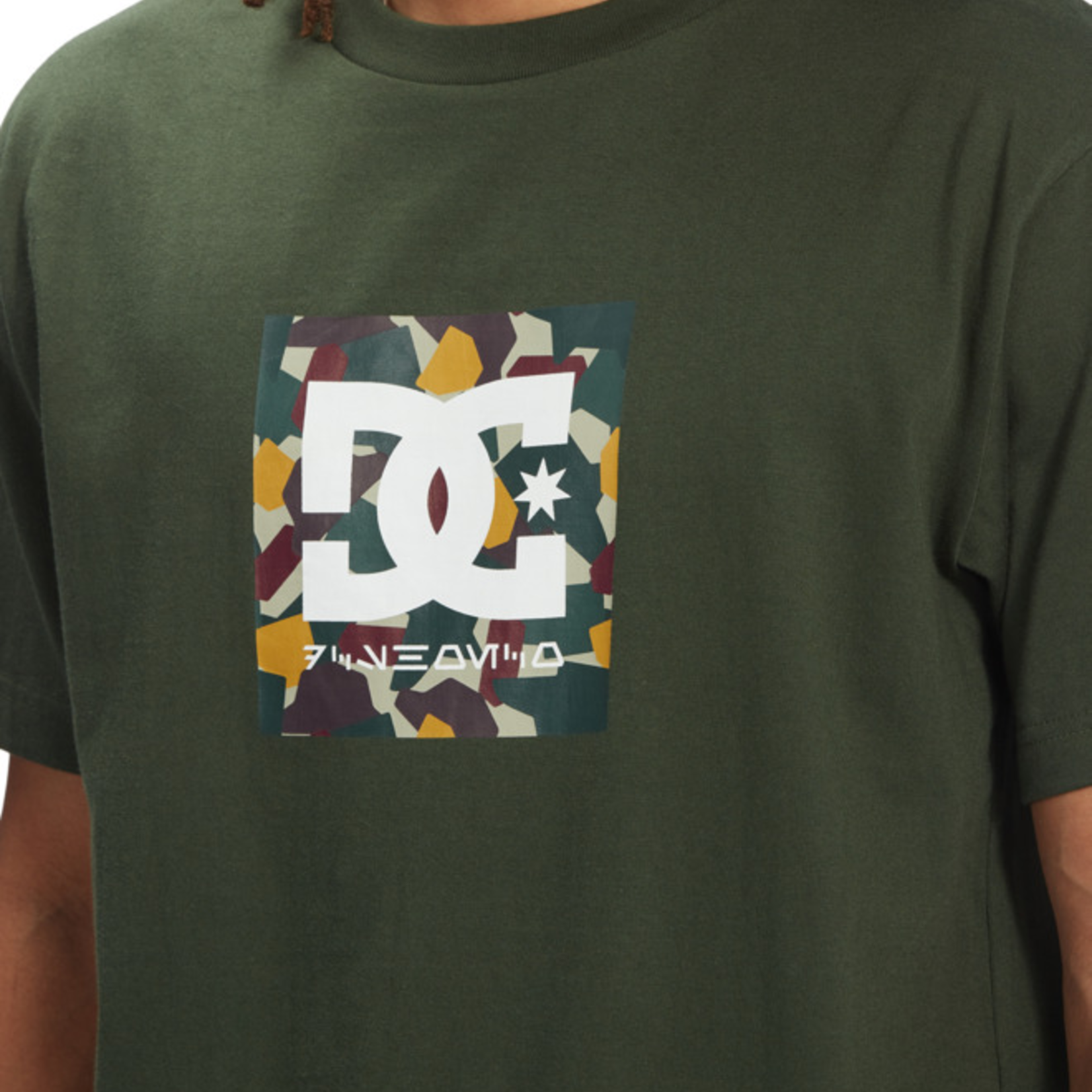 DC Men's DC x Star Wars Boba Fet Square Logo Tshirt