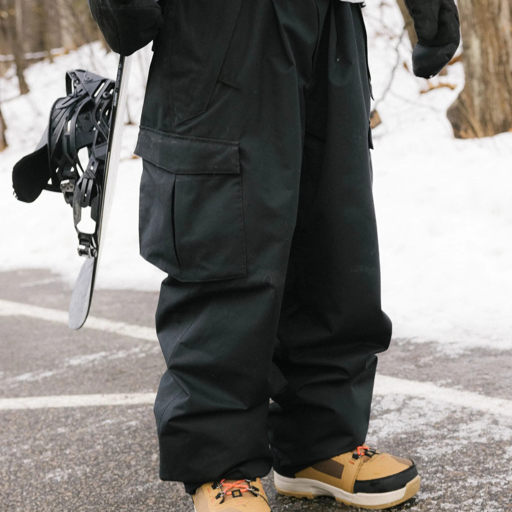 686 Men's 686 Essox Cargo Snow Pants 2026