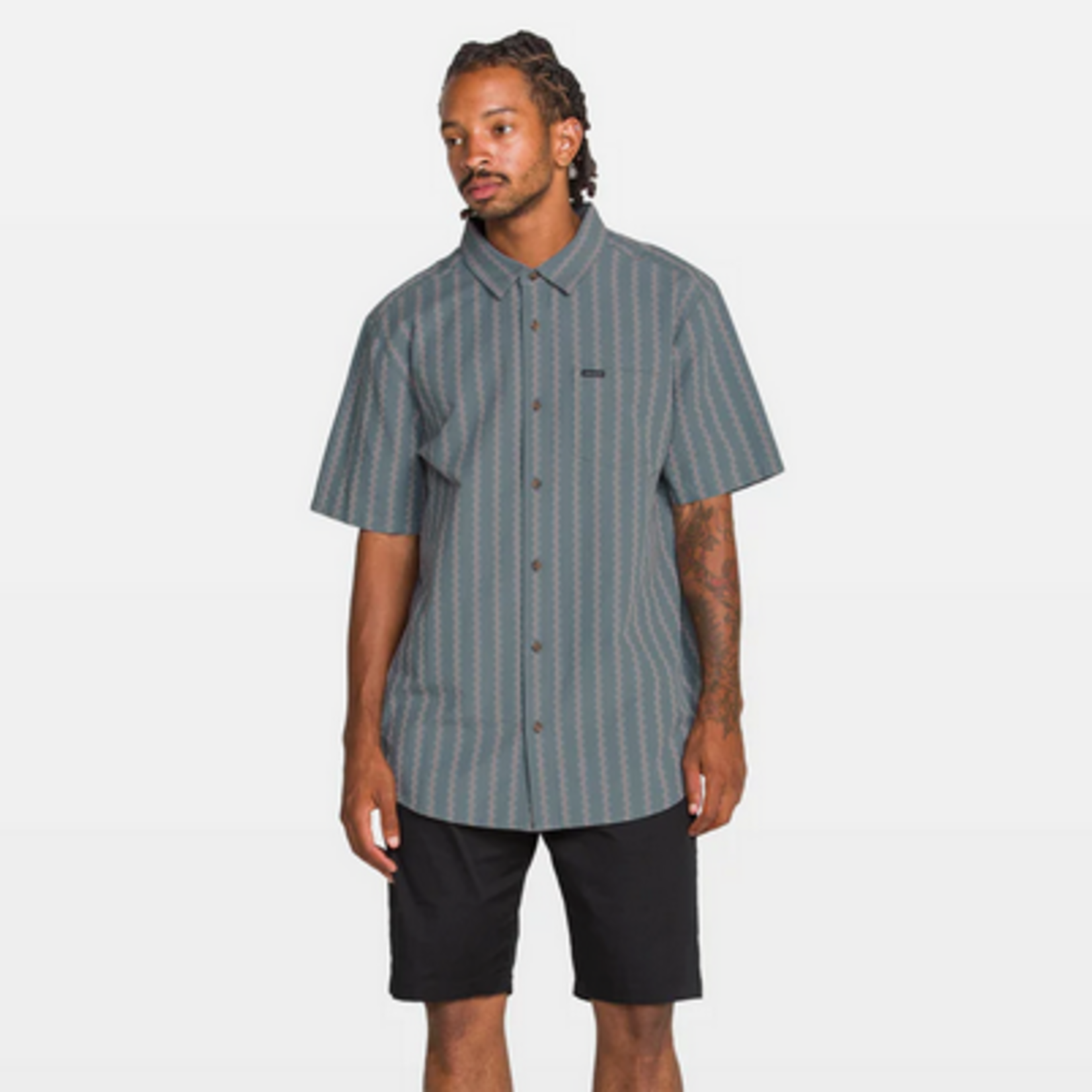 VOLCOM Men's Volcom Sato Stripe Short Sleeve Button Down Shirt
