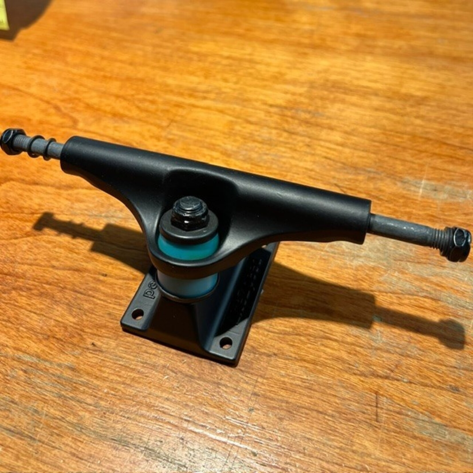 LITEZPEED Litezpeed Skateboard Trucks 5.25" (Set of 2)