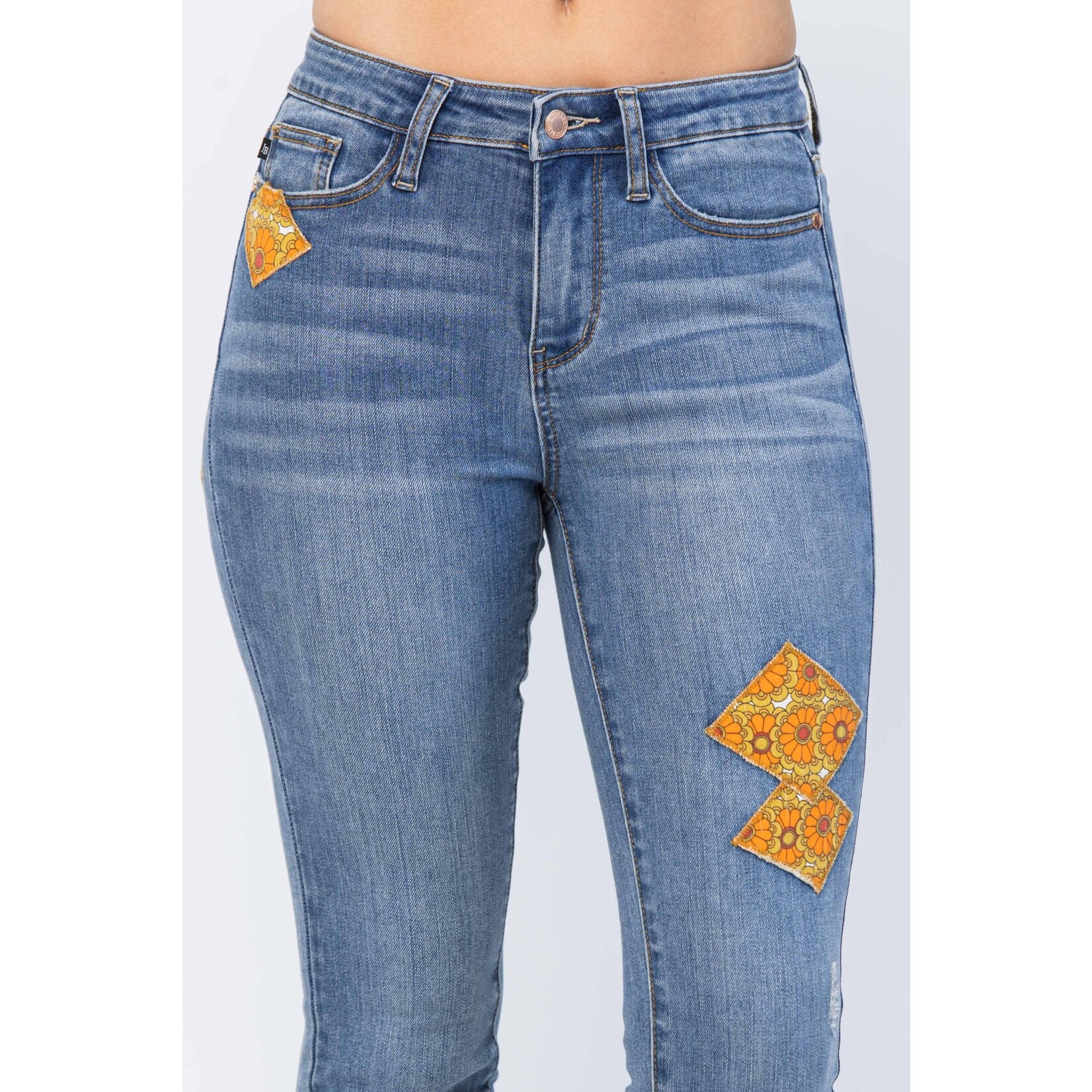 Donna Mid-Rise Skinny Shorts