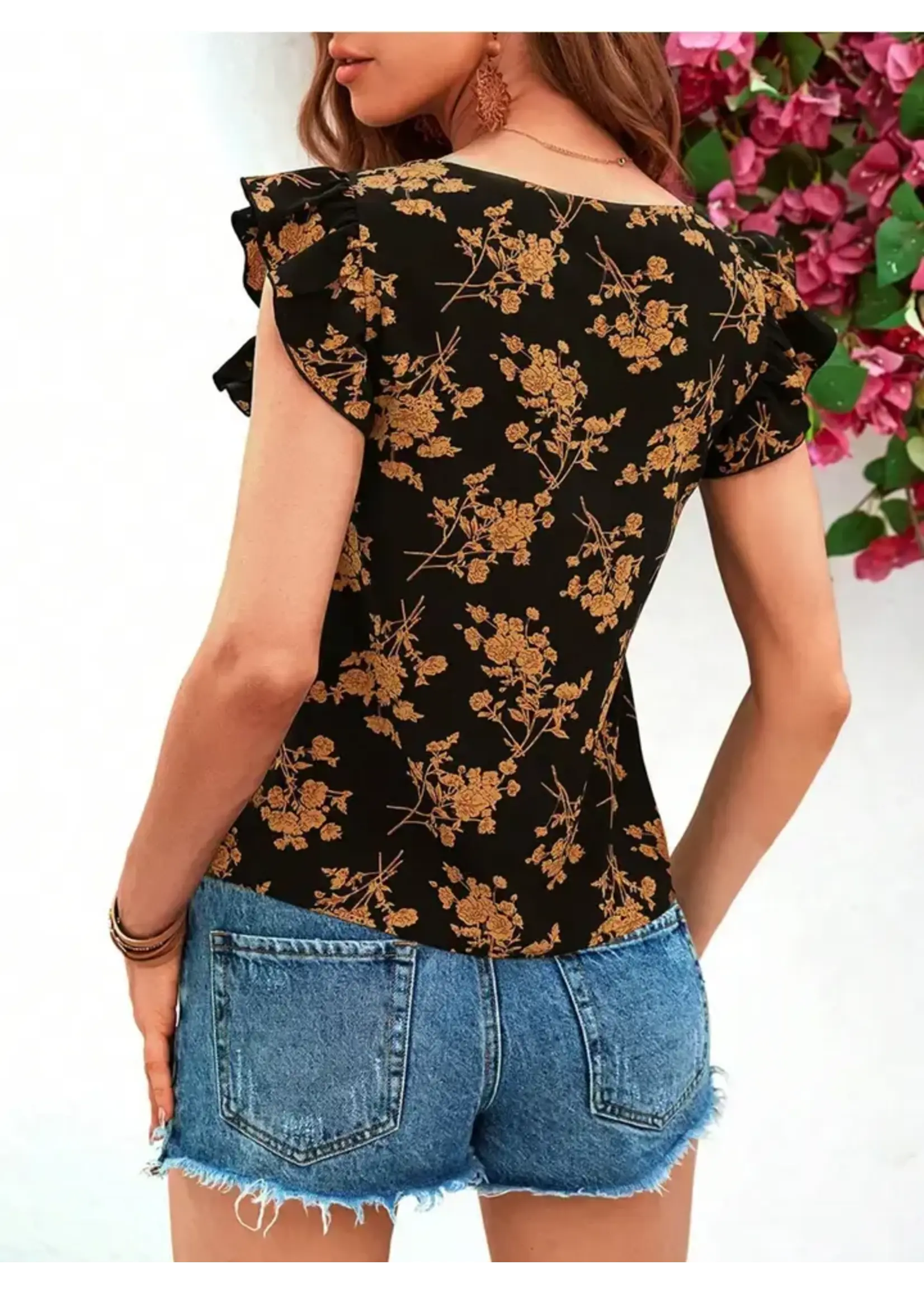 Printed Ruffled Short Sleeved Shirt
