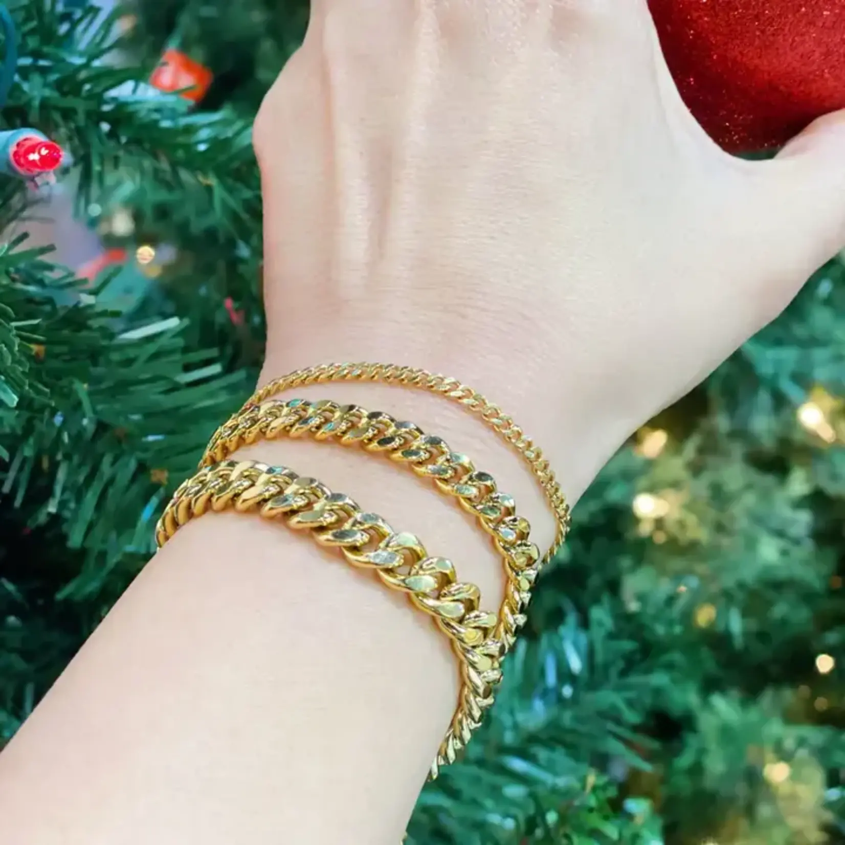 Stylish Cuban Chain Bracelet