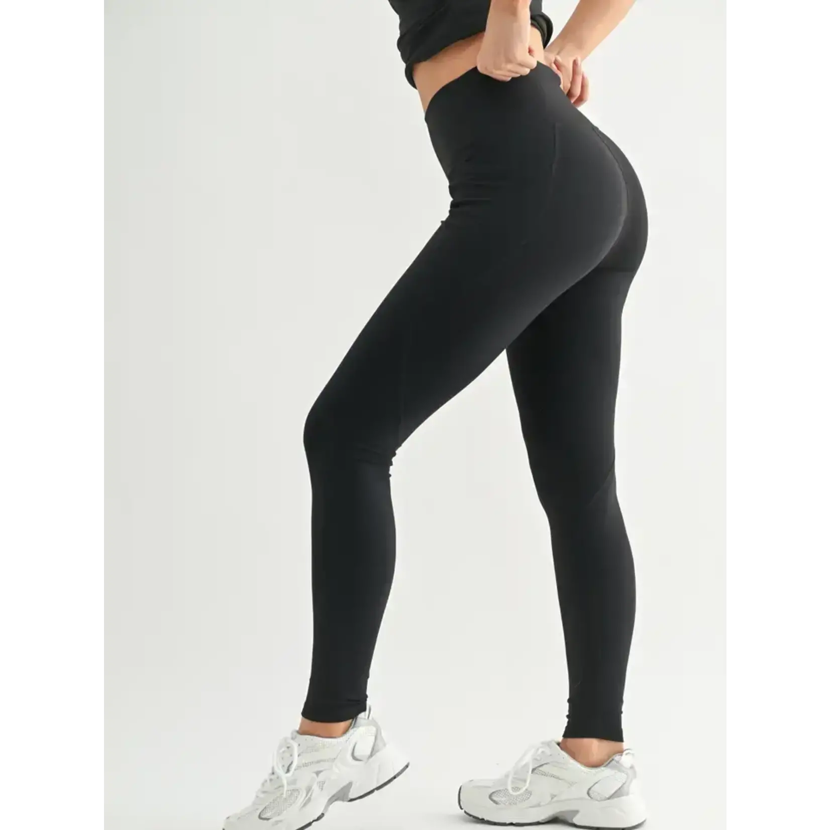 Lexi Tapered Band