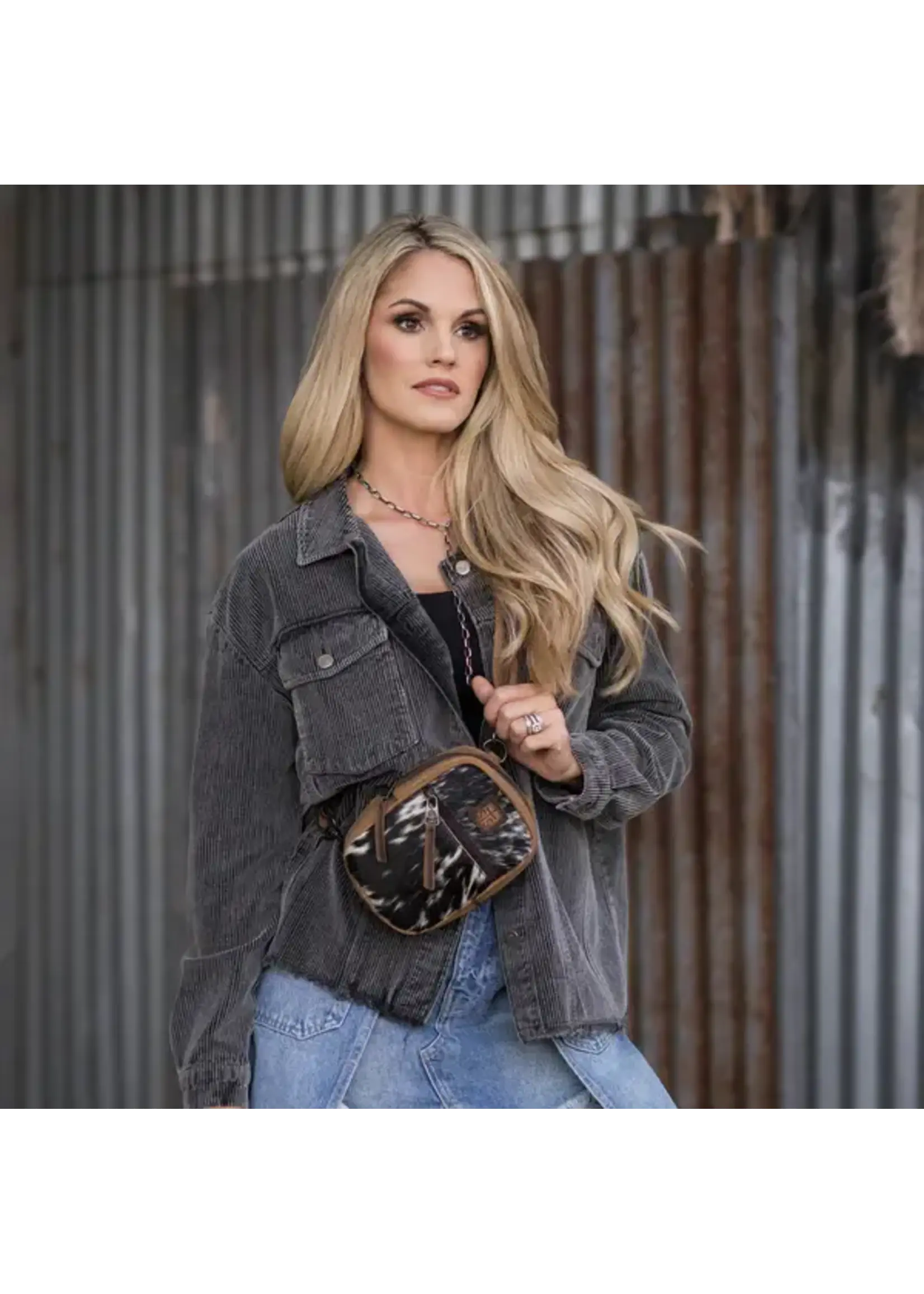 STS RANCHWEAR Cowhide Auzlyn
