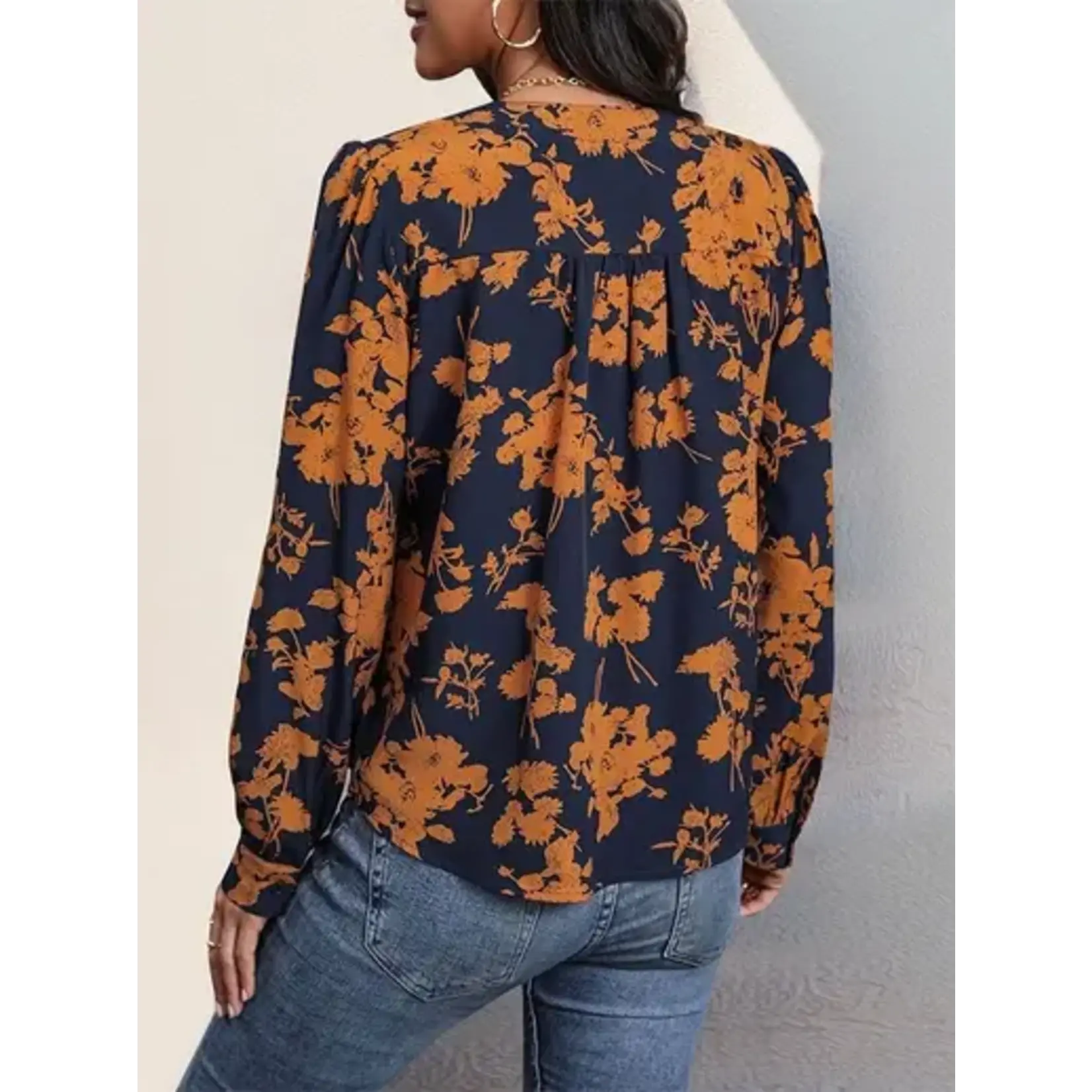 Long Sleeved Printed Pullover