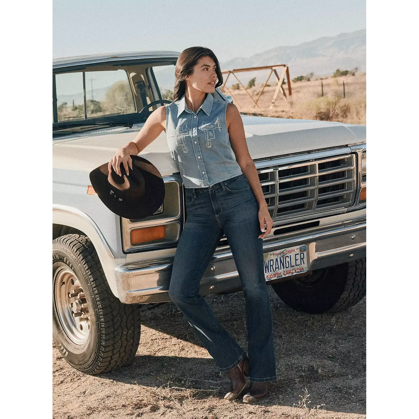 Wrangler Women's Wrangler Bespoke High Rise Bootcut Jean Lacey