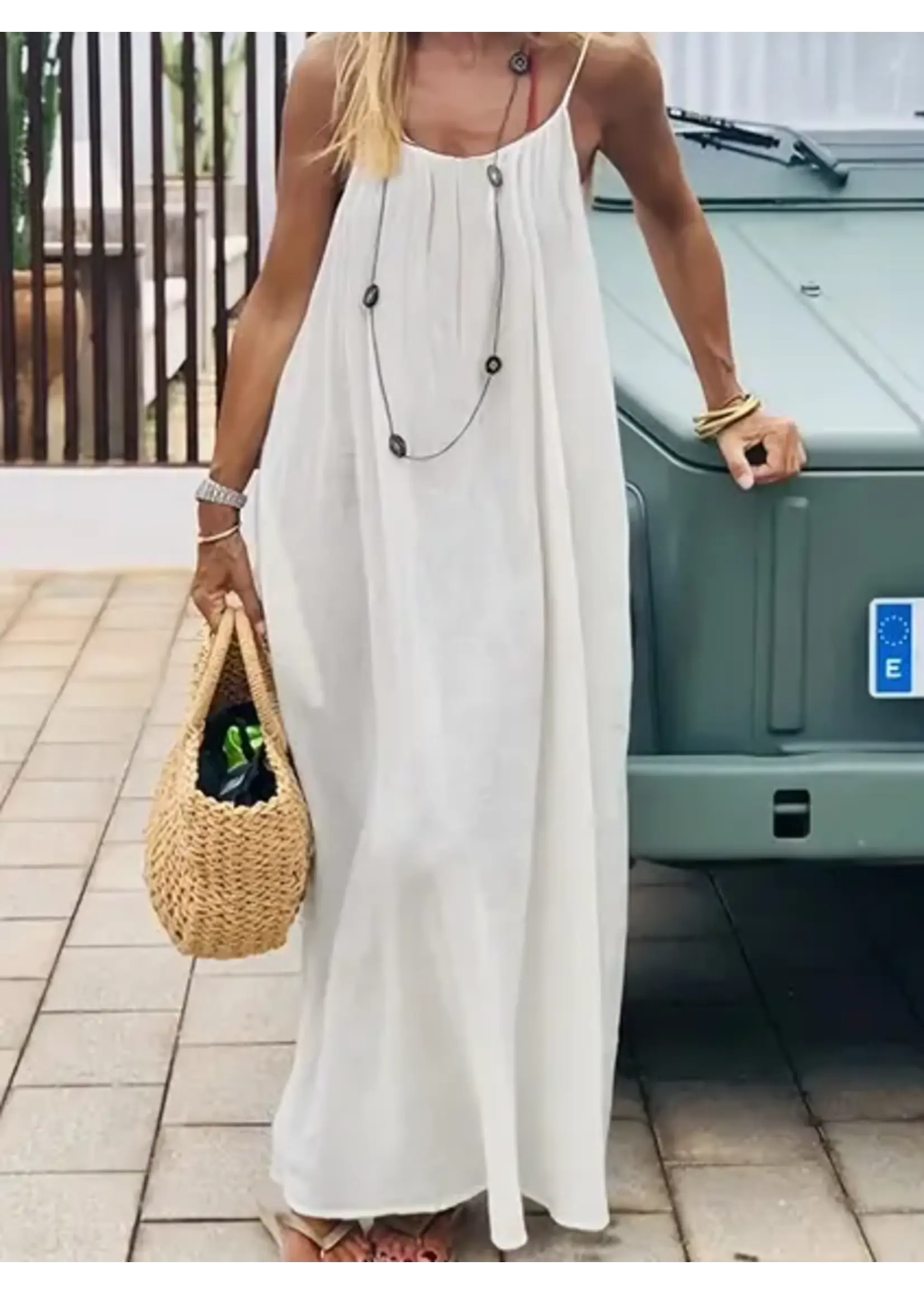Backless Tie