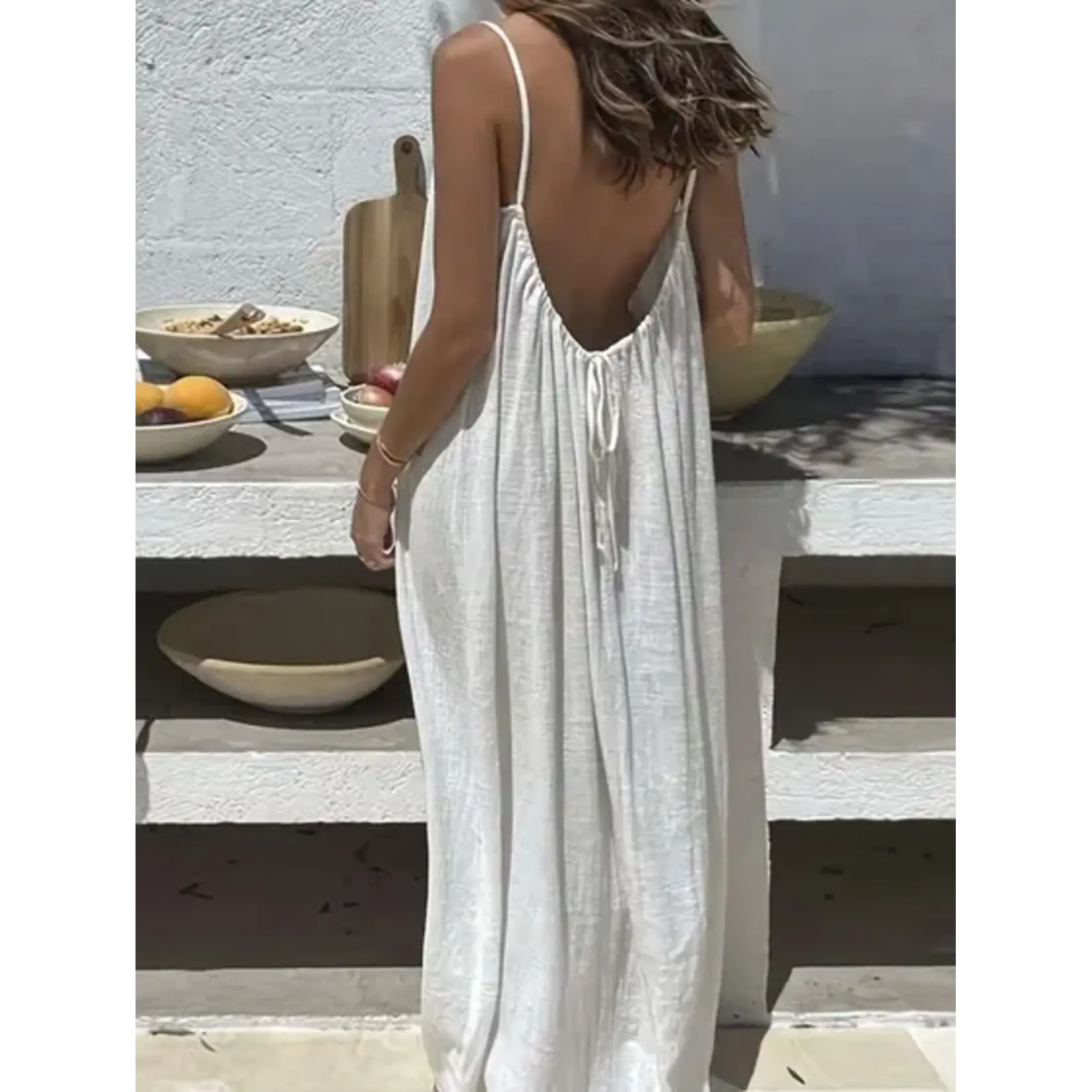Backless Tie