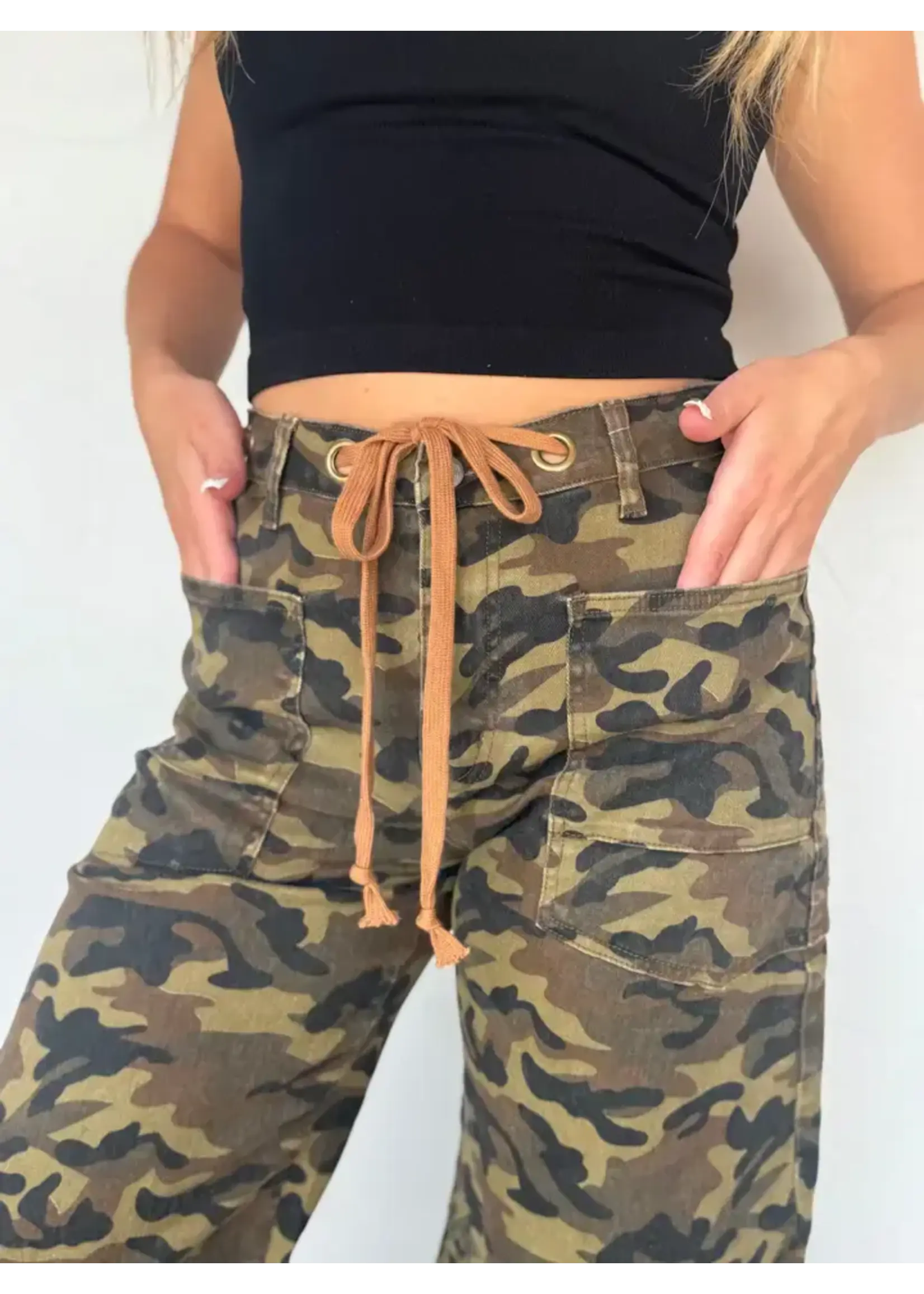 Camo Barrel Jeans