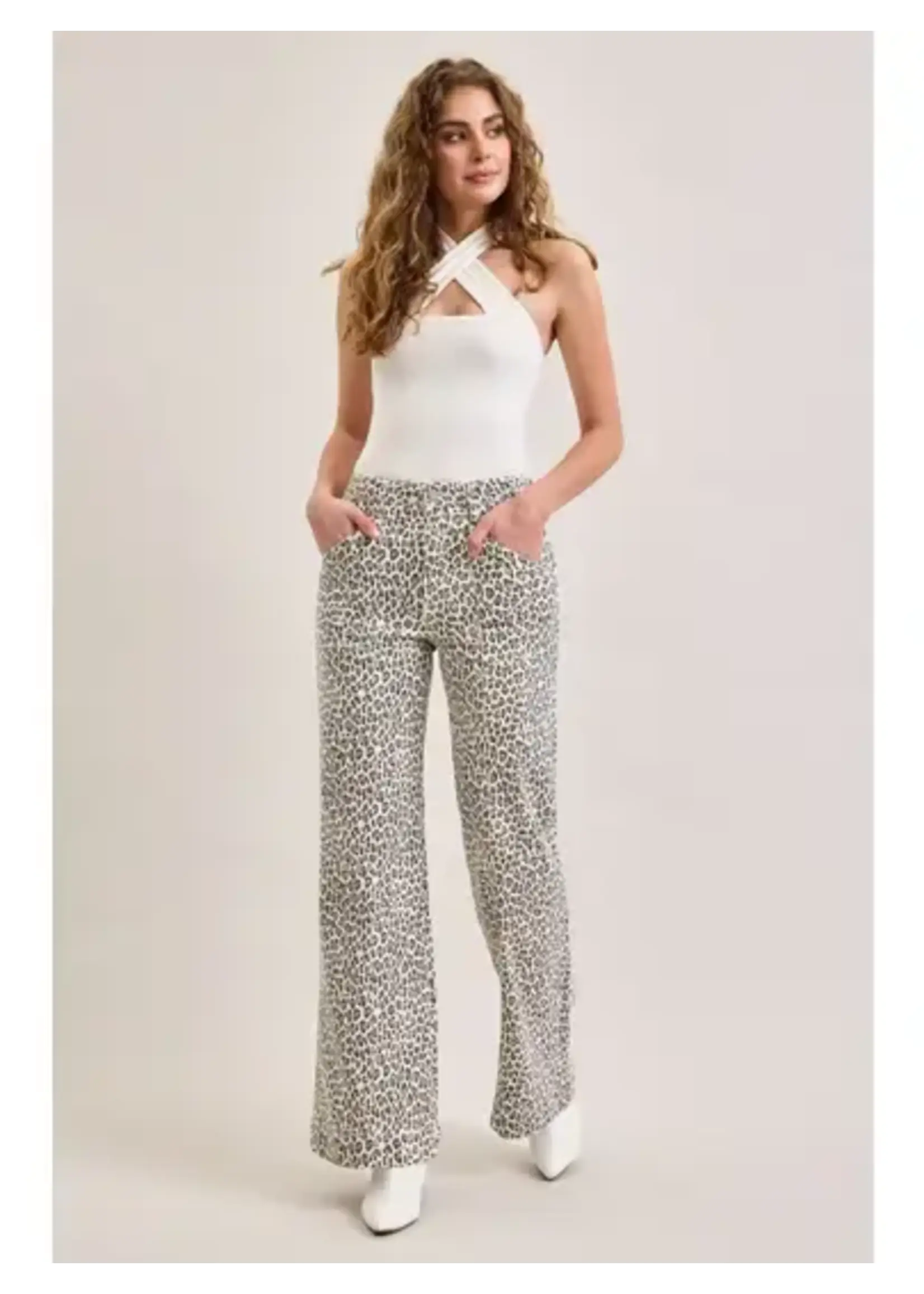 Happi Comfort Flare with Seam Details
