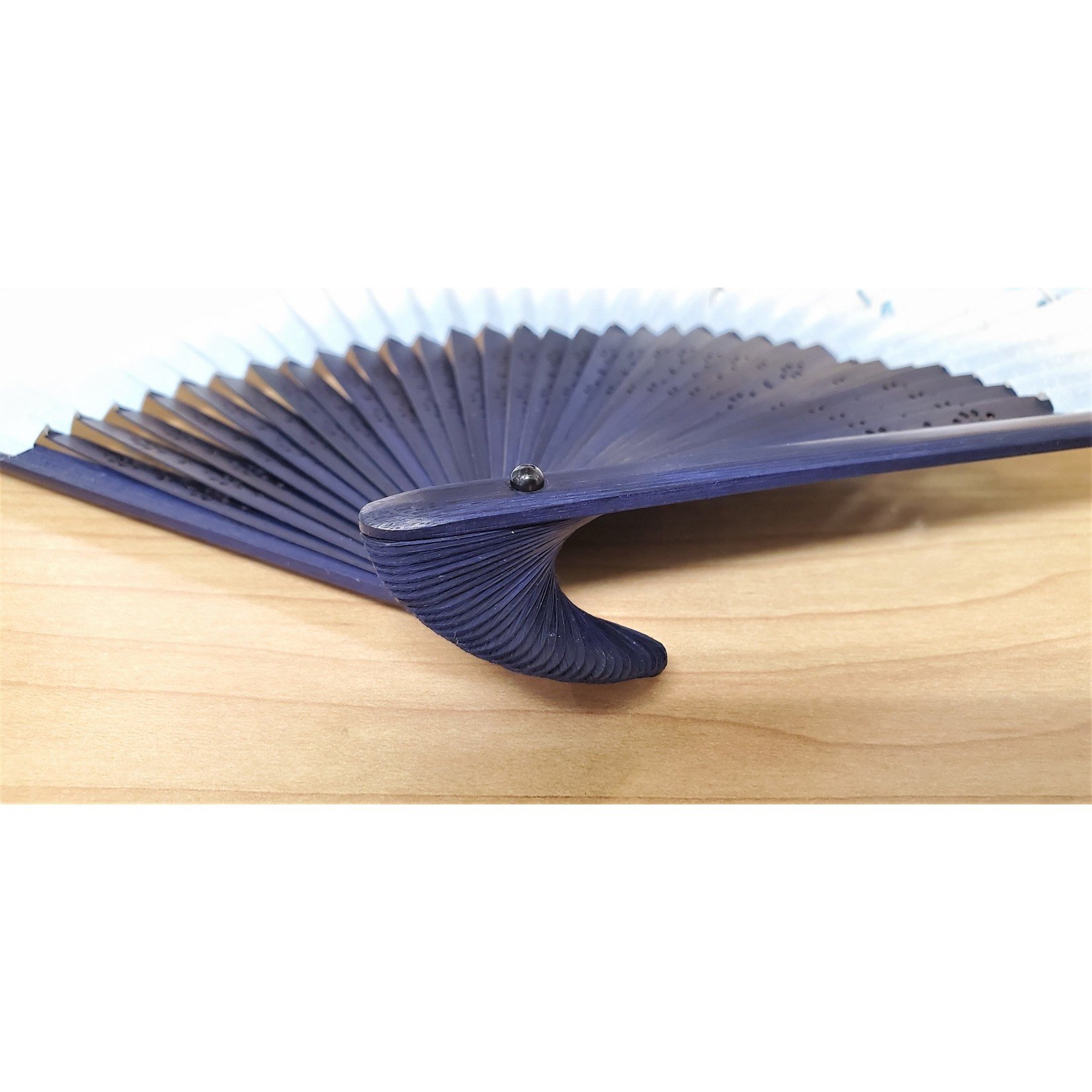 Suehirodo Fan - Hand Made Sensu Folding Fan - Dragonfly