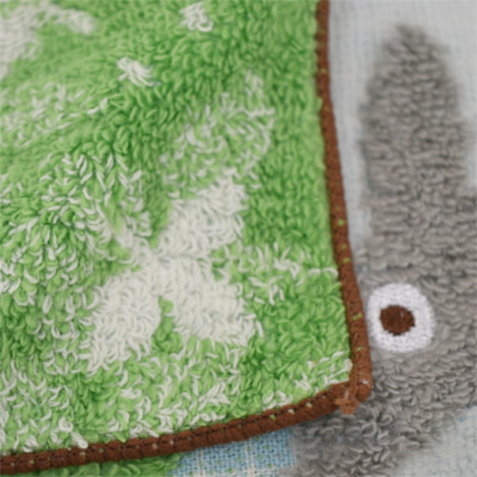 Marushin Totoro Washcloth "Resting" - 0594107900