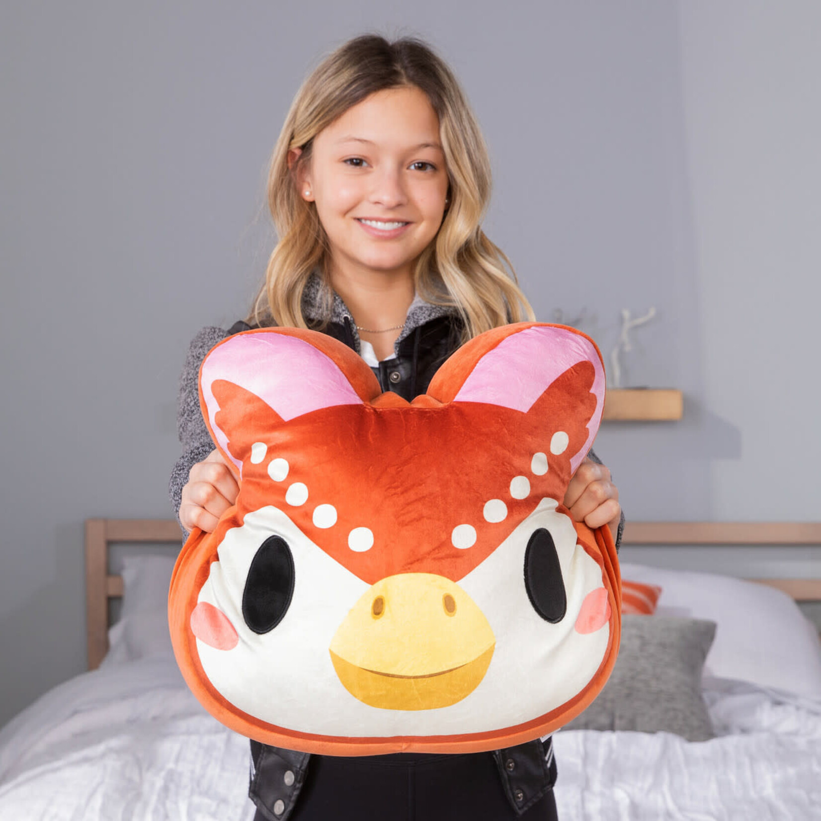 Club Mocchi-Mocchi- Animal Crossing™ Celeste Mega Plush Toy T12816