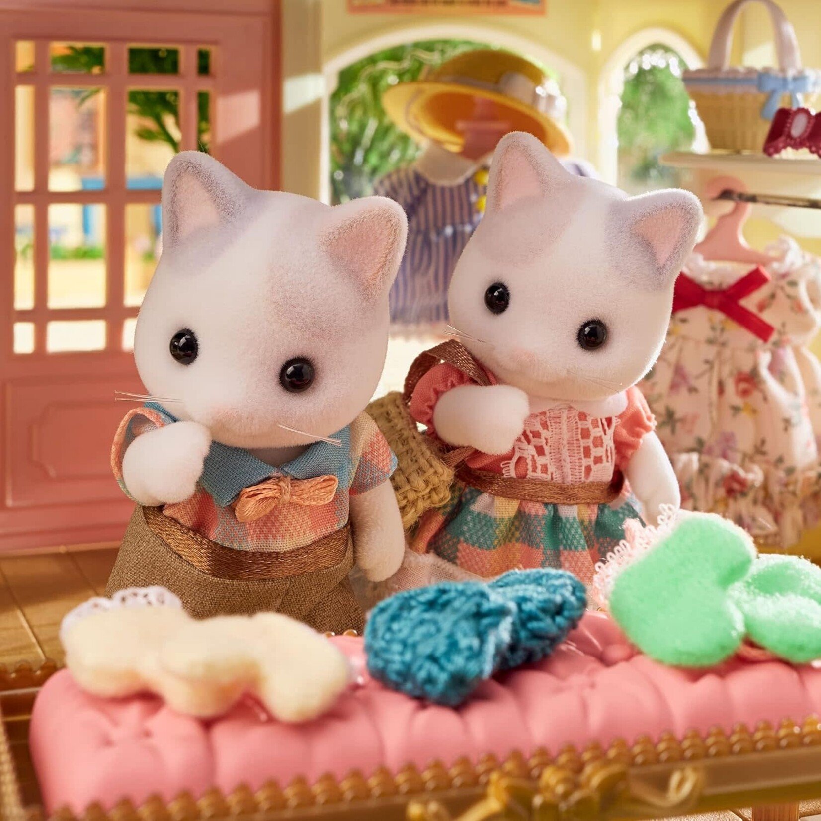 Calico Critters Calico Critters - Latte Cat Family CC2161