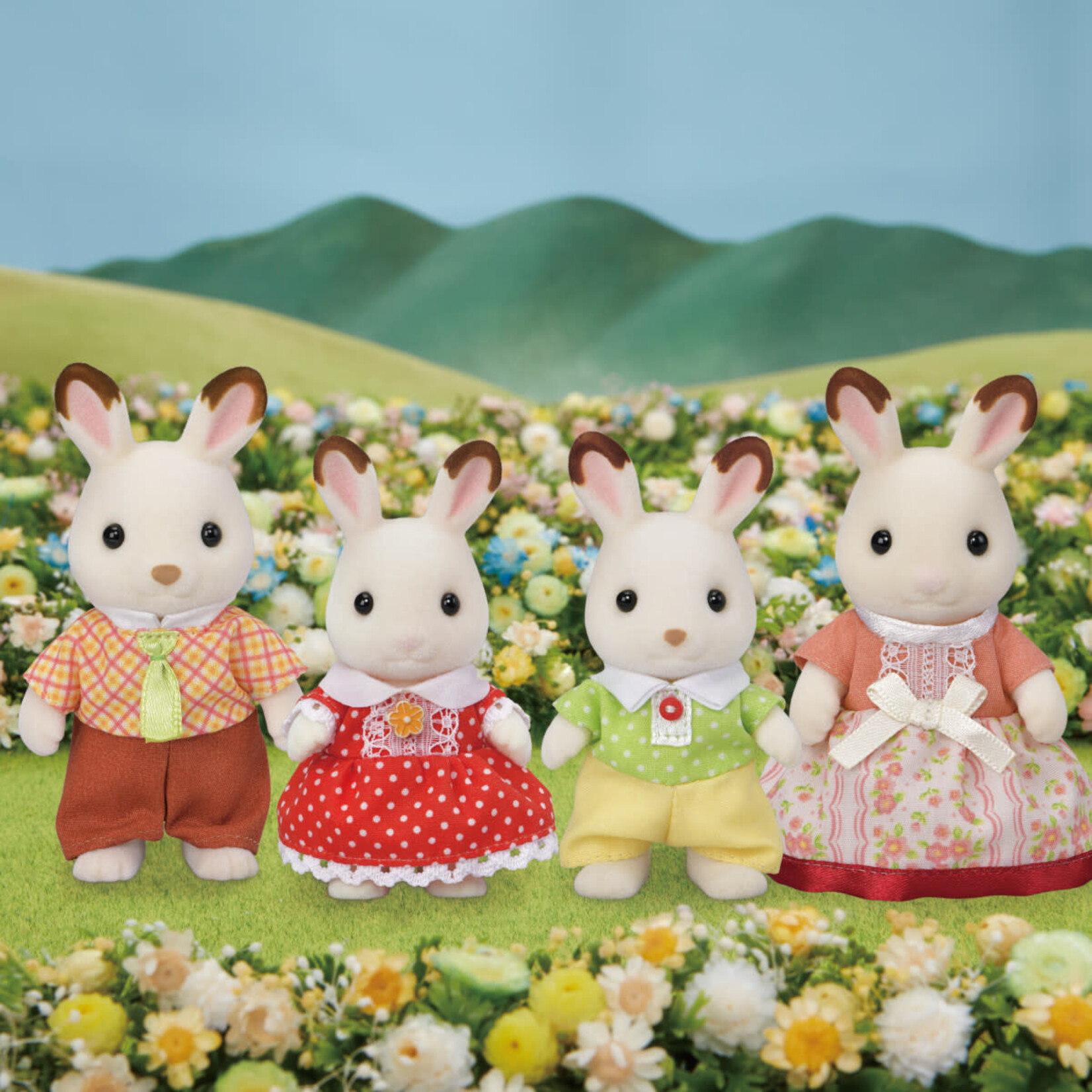 Calico Critters Calico Critters -  Chocolate Rabbit Family CC2028
