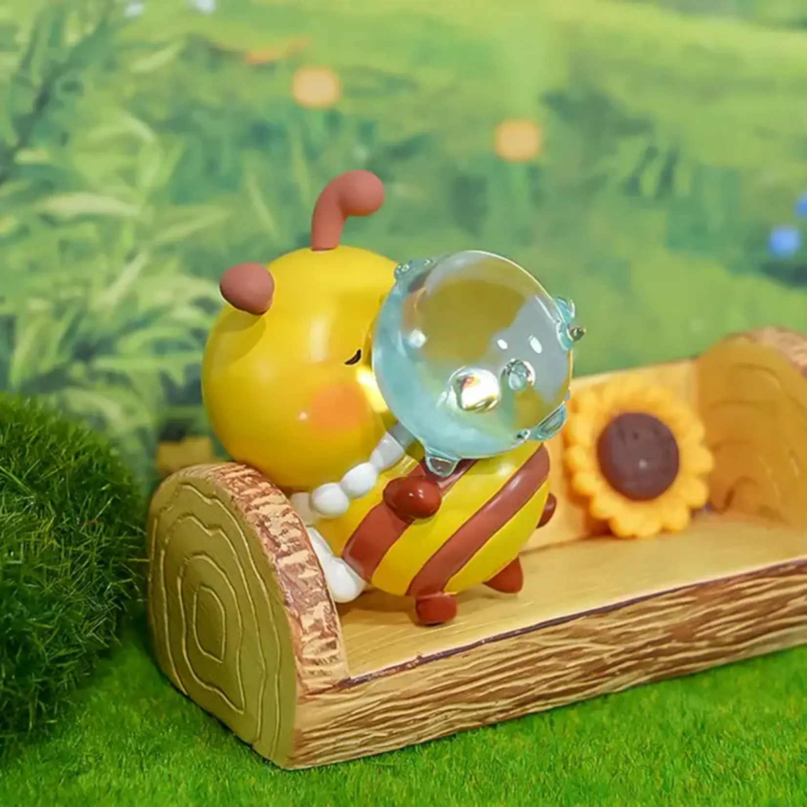 Baby Story Blind Box - Bee Figurine 71205