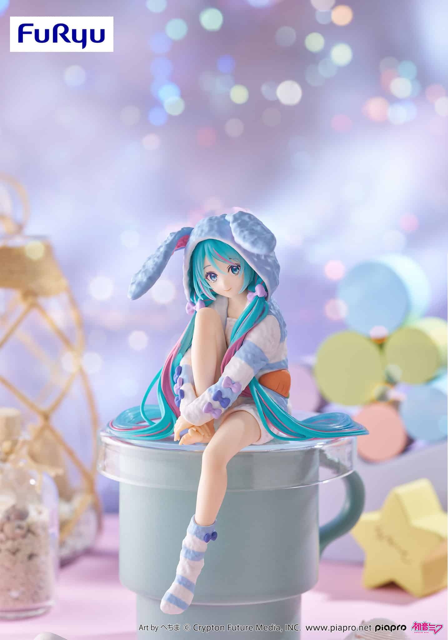 Hatsune Miku Noodle Stopper Figure ​(Rabbit Ear Hood Pajama Blue