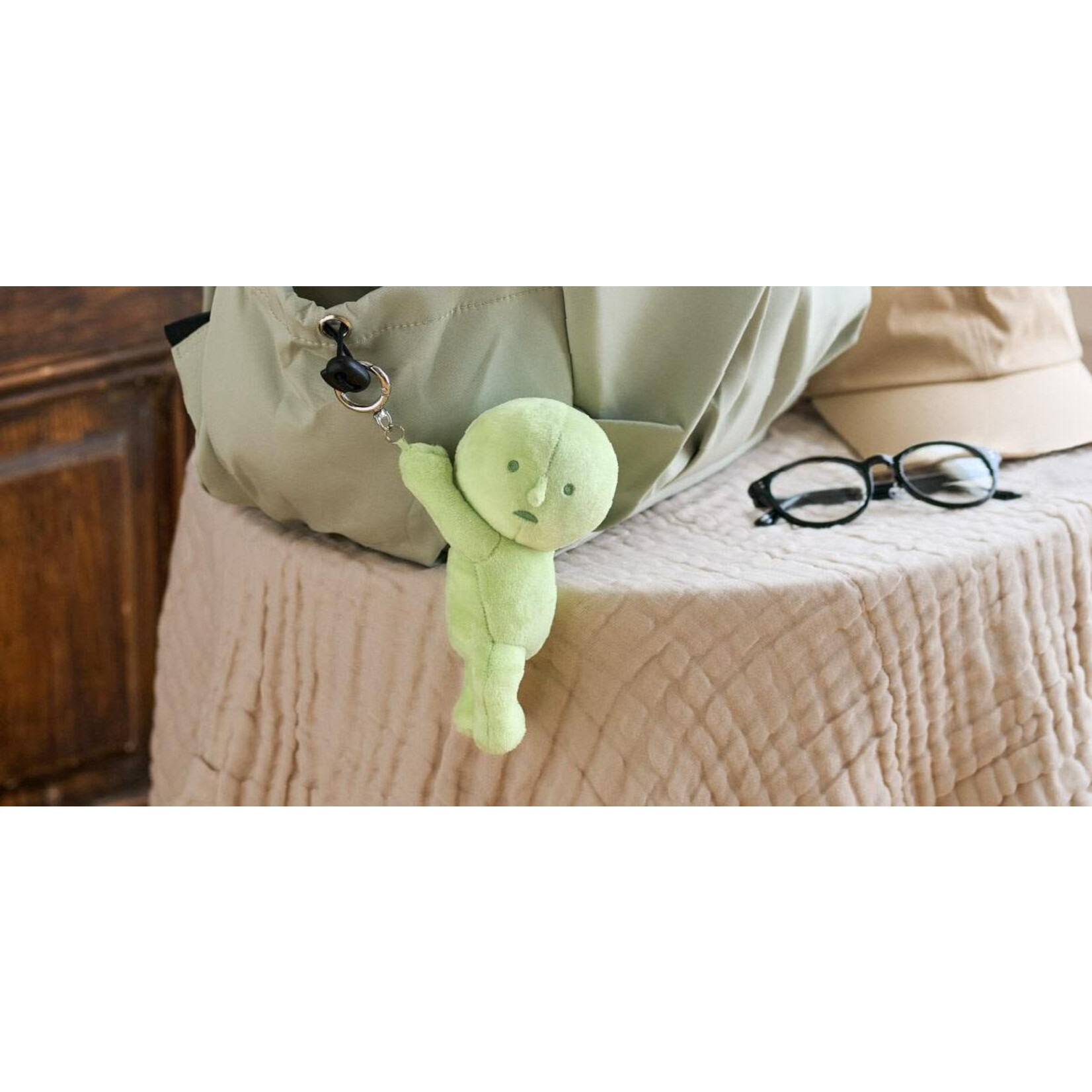 Dreams SMISKI Plush Keychain - Hanging On